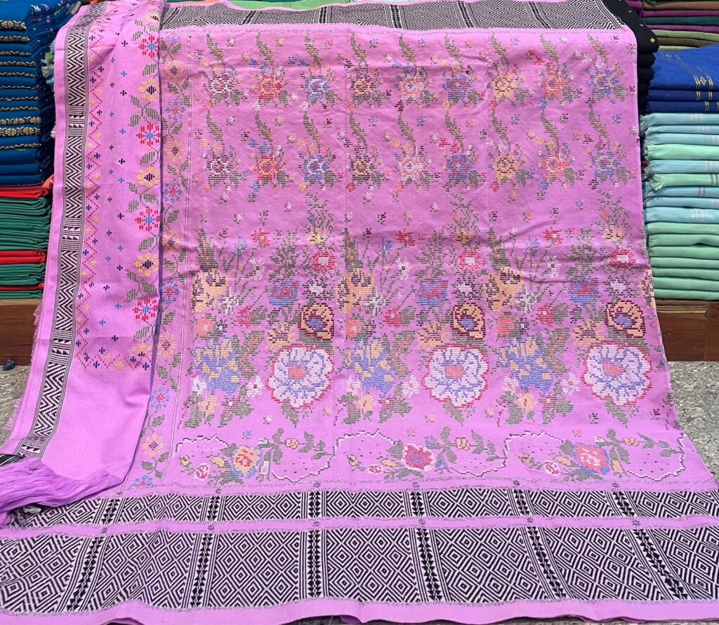 Dakmanda – Bubblegum Pink Allover Flower Bouquet Design | Handwoven Traditional Wraparound with Chuni